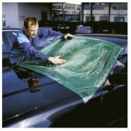 Pielīpoša apklājamā plēve 90cm x 100m Pielīpoša apklājamā plēve 90cm x 100m