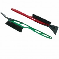 Sniega birste ar noņemamu ledus skrāpi