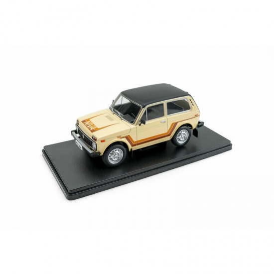 Modelīši - Lada Niva 5000 , 1:24, WhiteBox
