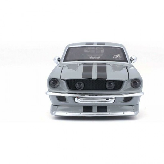 Modelīši - Ford Mustang GT 1967, 1:24, Maisto