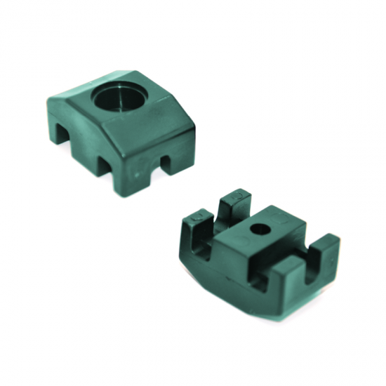 Paneļa stiprinājums 40*30 / Ø6 RAL6005 zaļš 40*30/Ø6mm