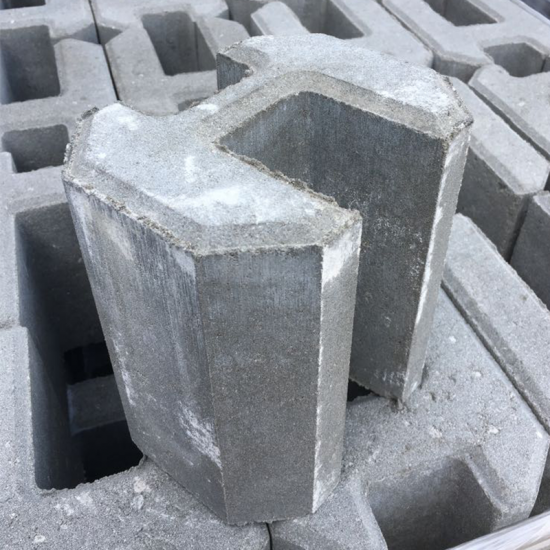 Betona pasēta WIBRO izgatavotas ar sausā betona tehnoloģiju 248*20*6cm;