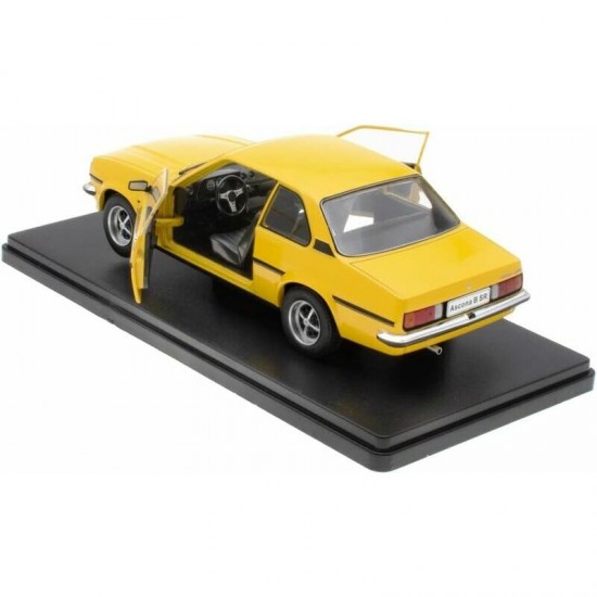 Modelīši - Opel Ascona 1.9/SR, 1975, 1:24