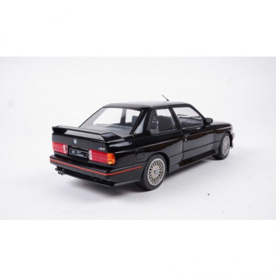 Modelīši - BMW M3 E30 sport Evo, 1990, 1:18, Solido