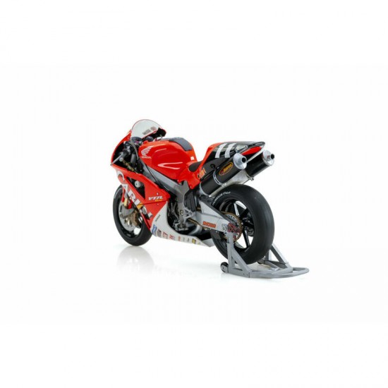 Modelīši - Motocikls Honda VTR 1000 #11, 2001, 1:18